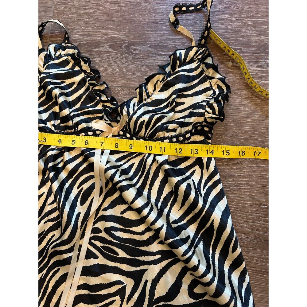Seductive Wear Zebra Print Lingerie Set w/ Matching Robe Size M Satin Babydoll - Picture 11 of 12